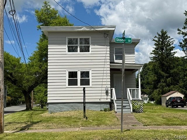 1st image of 546 Stone St