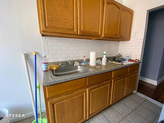 4th image of 8020 Broadway APT 4B