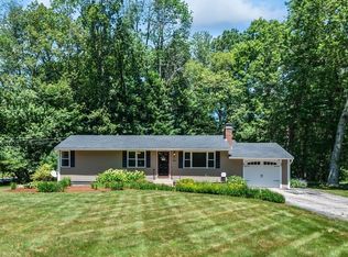 896 Salisbury St, Holden, MA 01520