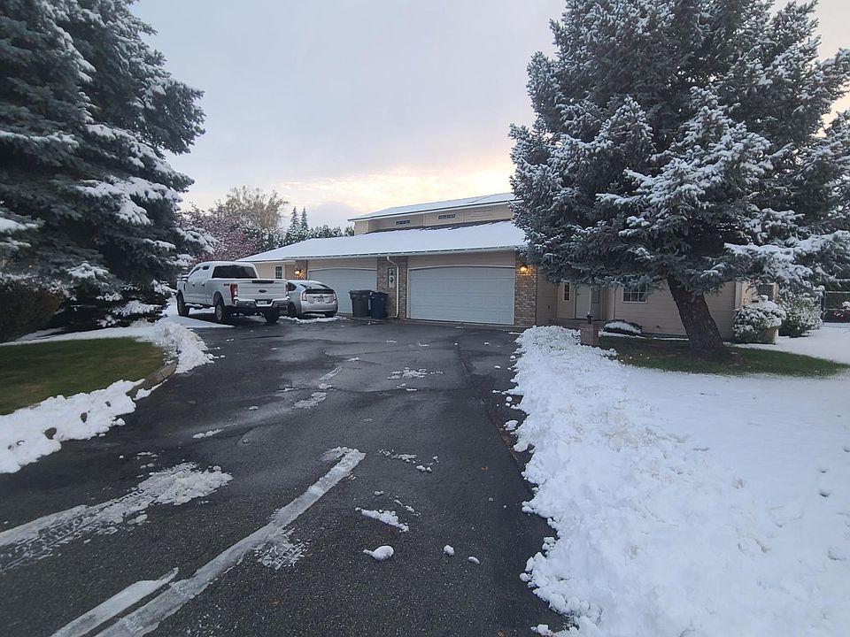 1st image of 204 Danawood Dr