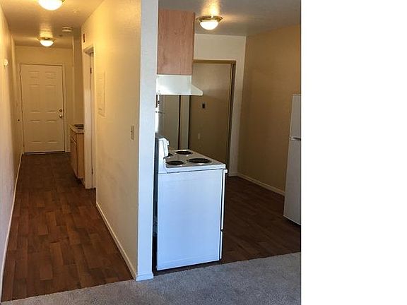 2nd image of 2525 Highland Ave #121