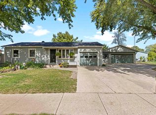 2126 Barnaby Dr, Loves Park, IL 61111