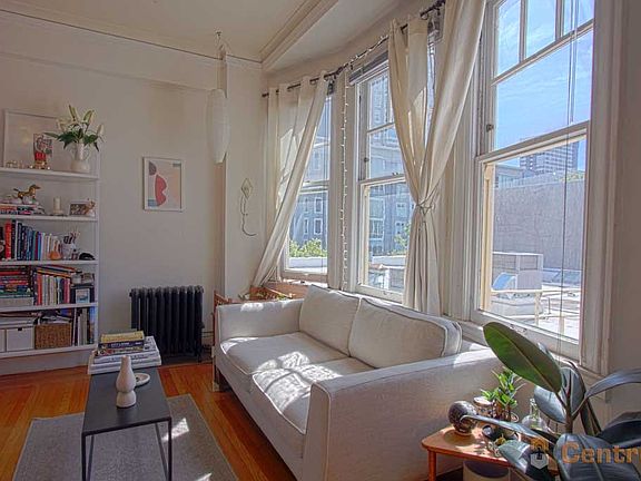 2nd image of 1415 Franklin St #41A