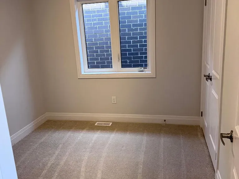 141 Cole Ter — Photo 17