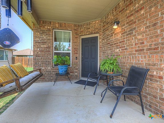4th image of 471 Copper Hill Dr