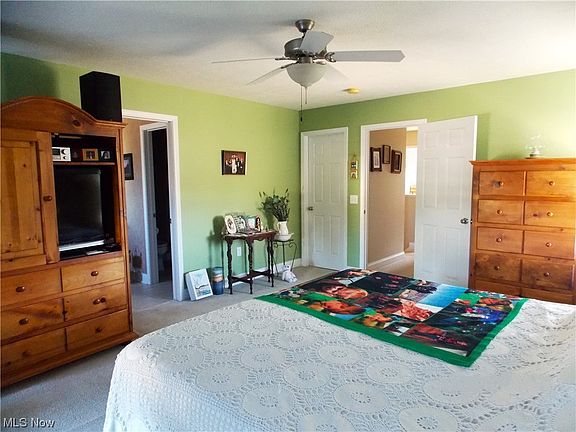 4th image of 3528 Brook Ct