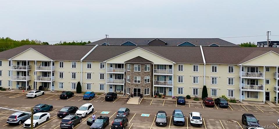 1st image of 130 Lian St #327
