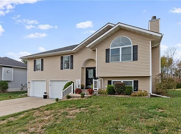 3rd image of 1202 Sam G Hiner Dr