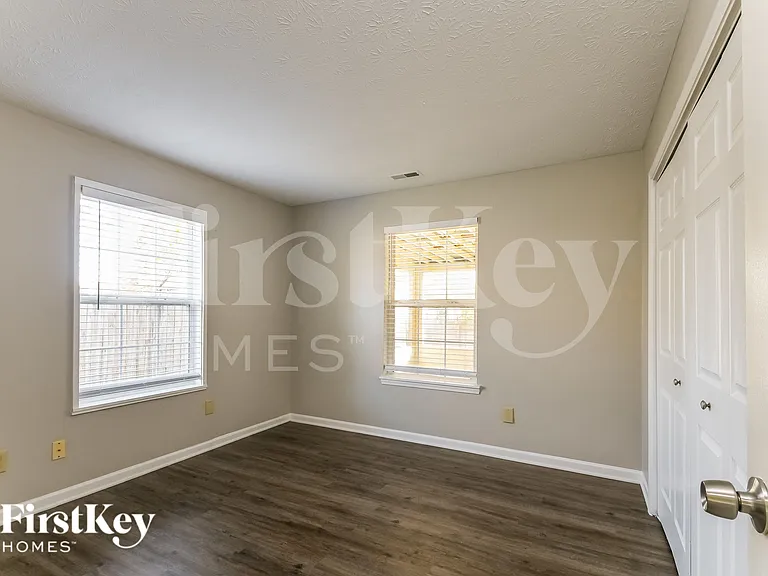 20839 Summitt Rd — Photo 11