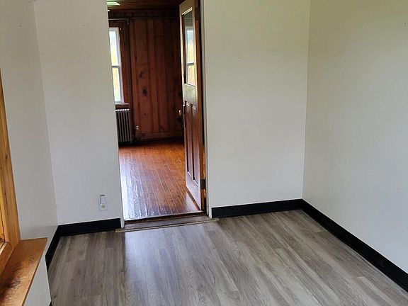 2nd image of 174B Kriebel Rd