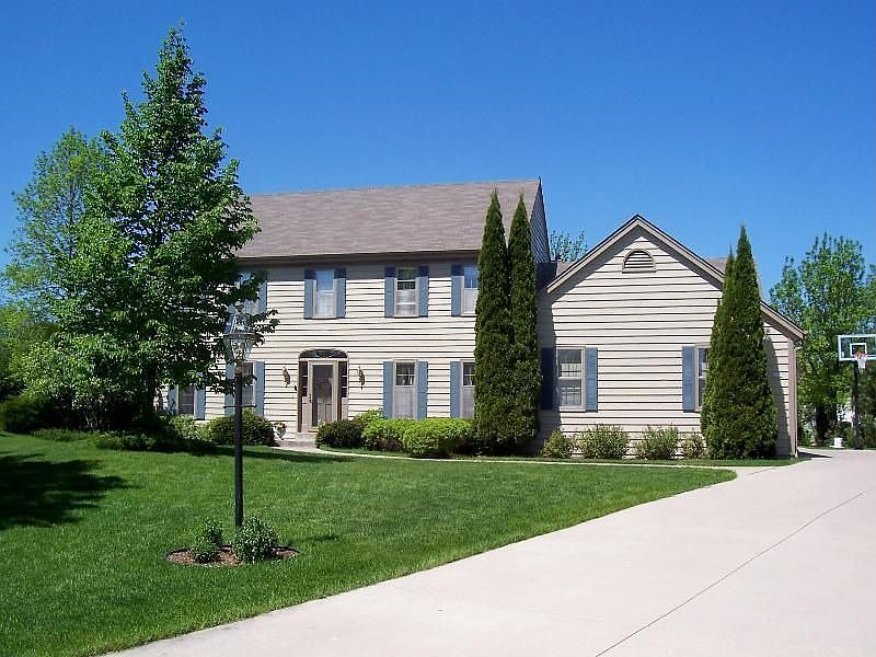 1st image of 2277 S Woodshire Ct