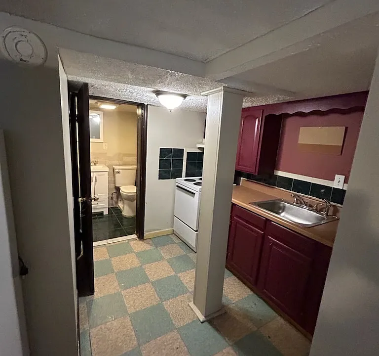 31 Seattle St #B