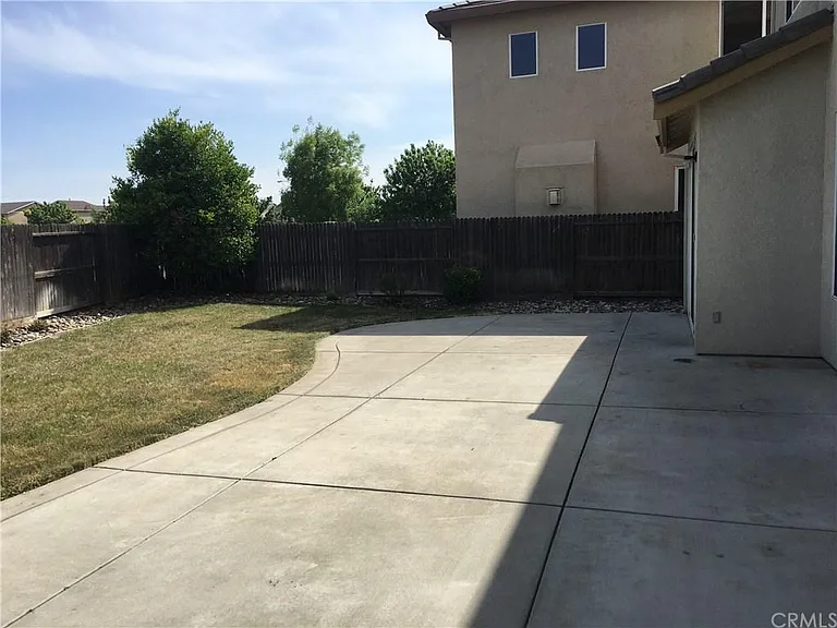 611 Coppola Ct — Photo 15