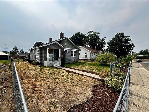 2nd image of 1311 W Kiernan Ave