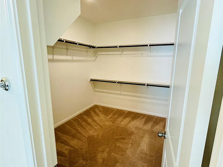 1401 Brescia Walk — Photo 14