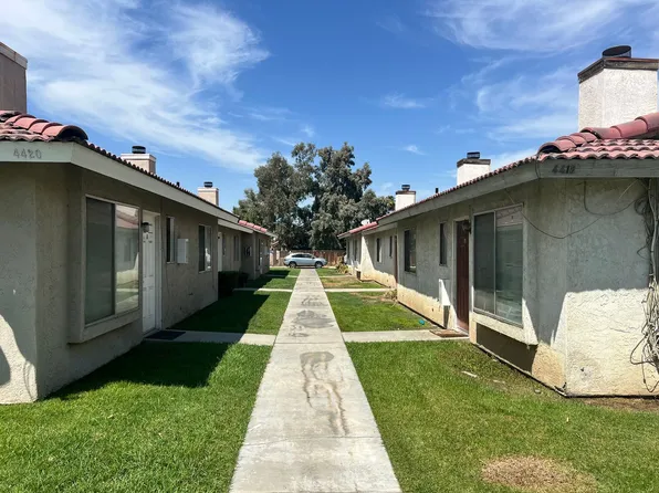 4418 White Lane, 4418 White Ln APT C, Bakersfield, CA 93309