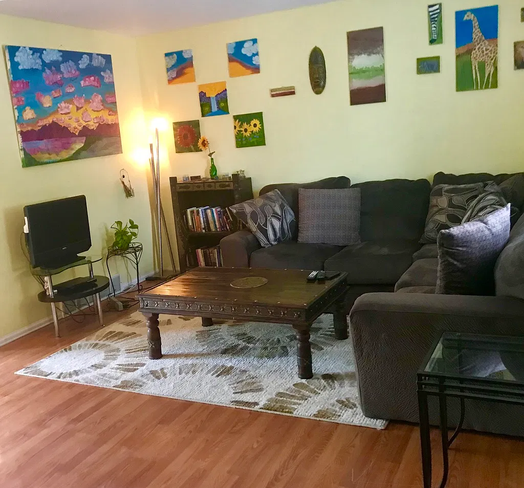 3 bed, 1311 sqft, $1,995 — Photo 1