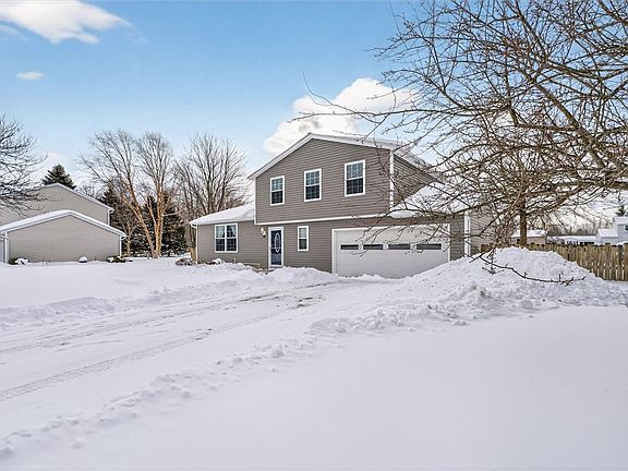 2nd image of 47 Alderbush Ln