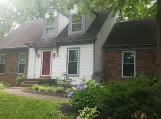 1815 Arboro Pl, Louisville, KY 40220