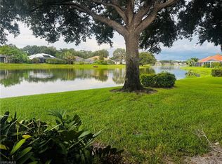 57 Silver Oaks Cir #103, Naples, FL 34119