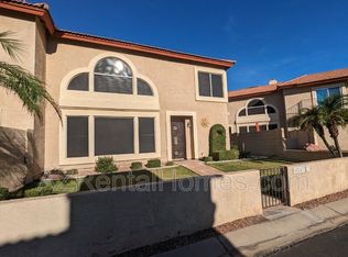 10247 N 12th Pl Unit 3, Phoenix, AZ 85020