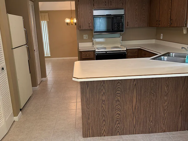 3 Southbury Ct — Photo 8