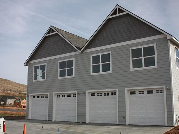 2nd image of 2359 Bellaview Ave