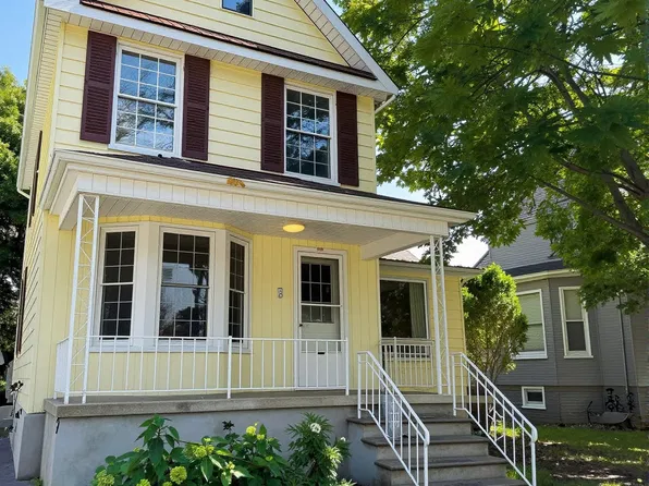 386 Russell St S, Sarnia, ON N7T 3M6