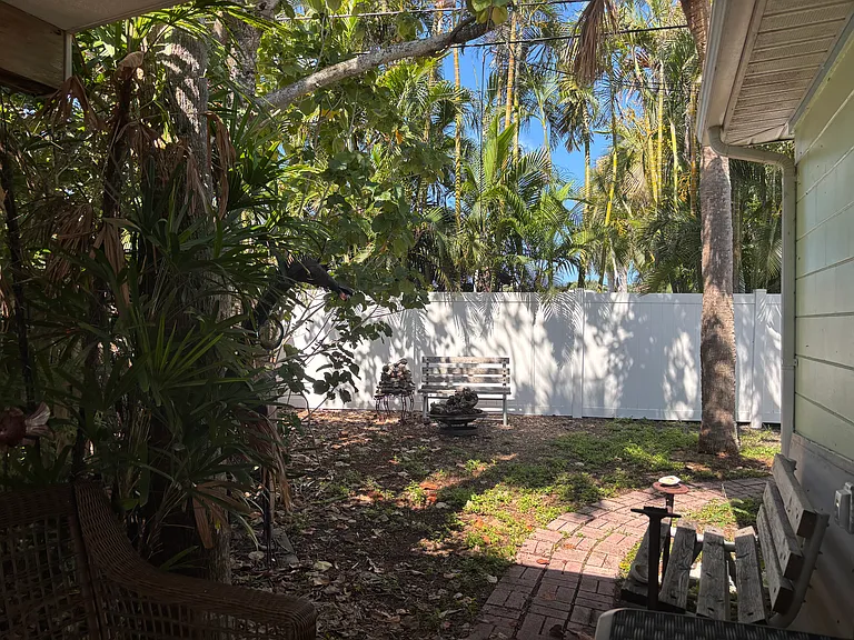 3114 W Debazan Ave — Photo 18