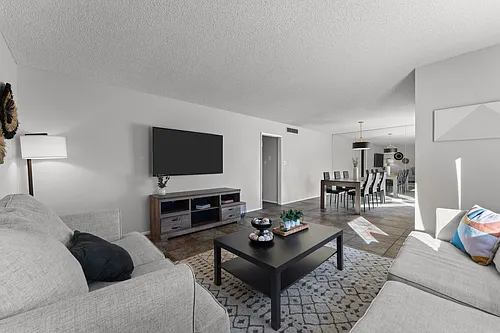 208 Bahia Ln E Photo 1