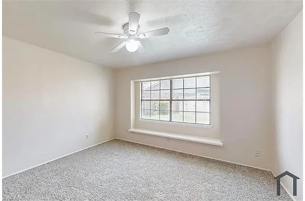 Building Photo - 1137 Gannon Dr