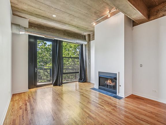3rd image of 1151 W 15th St Unit 309
