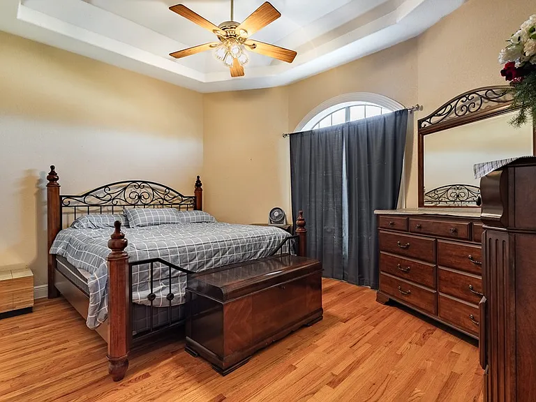 2201 Zacatecas Dr — Photo 27