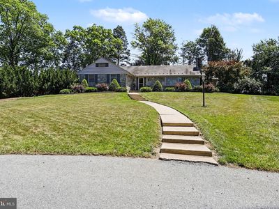 2210 Stratford Rd, Lancaster, PA, 17603