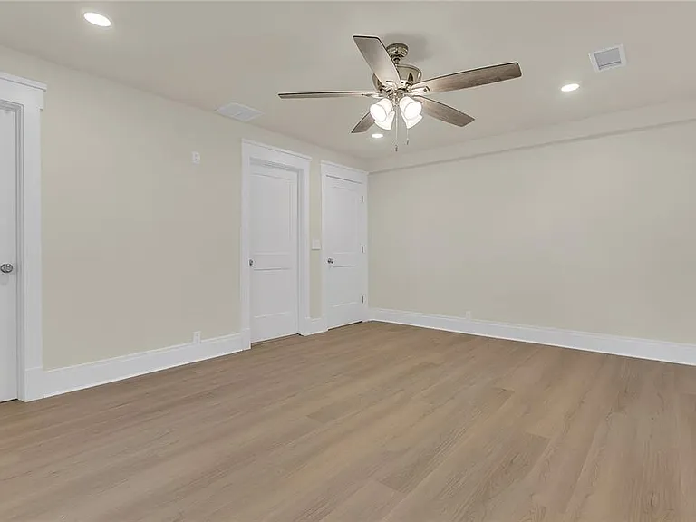 226 Elliott Ave — Photo 17