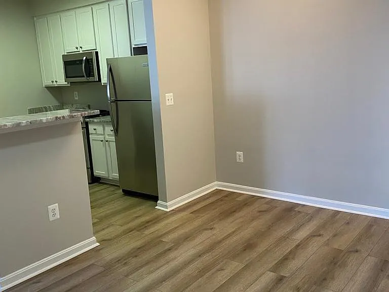4854 Eisenhower Ave — Photo 28