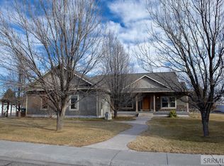 1302 Rachel Dr, Blackfoot, ID 83221
