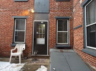 22 Walnut St #1, Pottstown, PA 19464