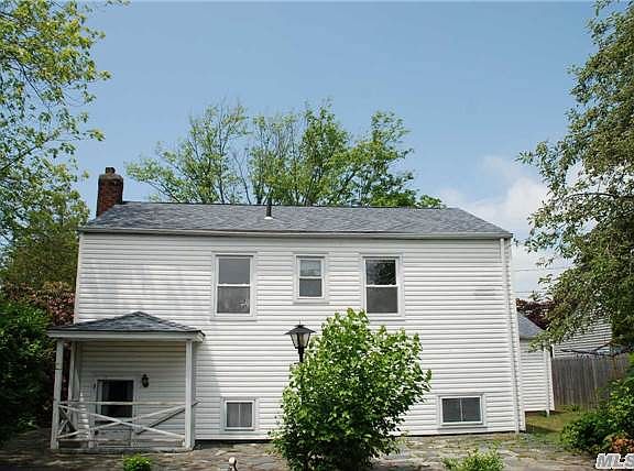 3rd image of 391 Atlantic Ave