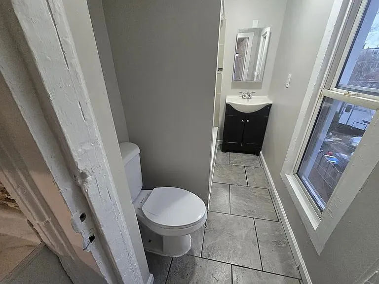 187 Wolcott St #2 — Photo 16
