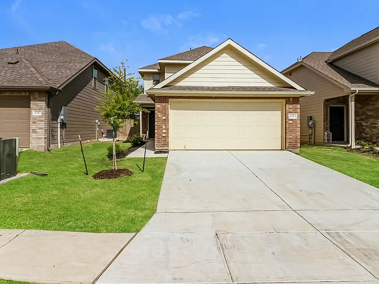 10363 Clearwater Way — Photo 1