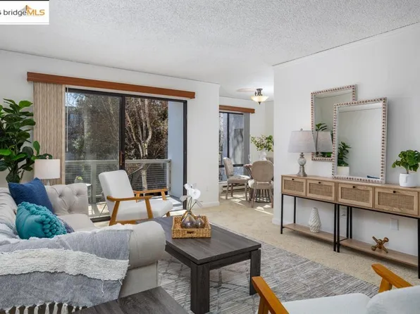 7 Commodore Dr #A351, Emeryville, CA 94608