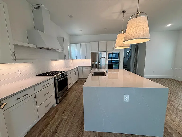 12438 Clear Sapphire Dr — Photo 5