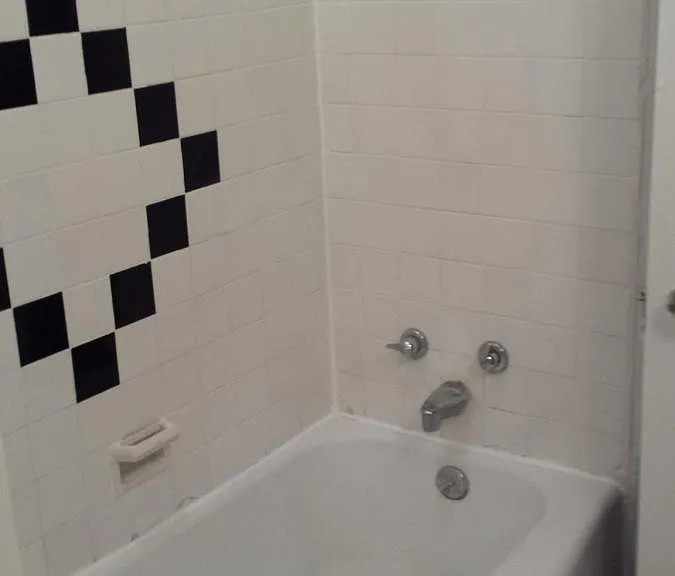 1953 Locust St #2R — Photo 19