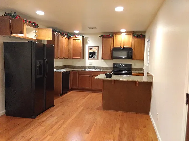 926 Whetstine Ave #C — Photo 4