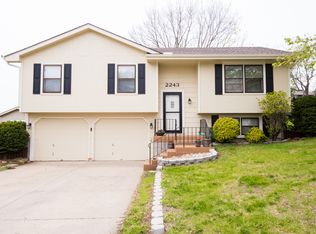 2243 SE Stinson Dr, Tecumseh, KS 66542
