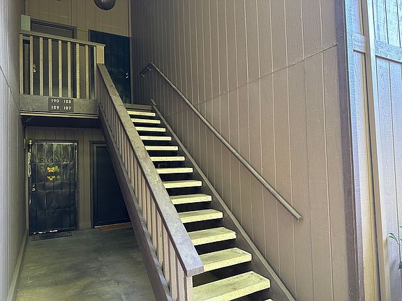 3rd image of 2486 Larkspur Ln APT 190
