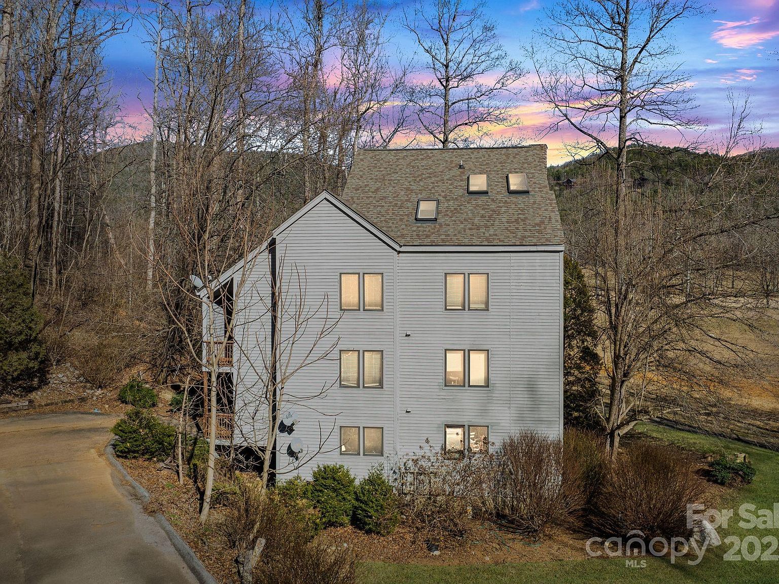 299 Blue Ridge Dr S UNIT 1