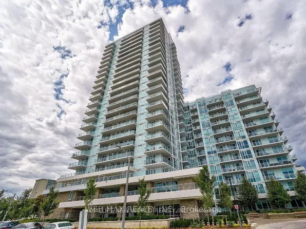 10 Deerlick Ct #411, Toronto, ON M3A 0A7