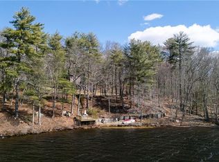 293 Lee Cir, Pascoag, RI 02859
